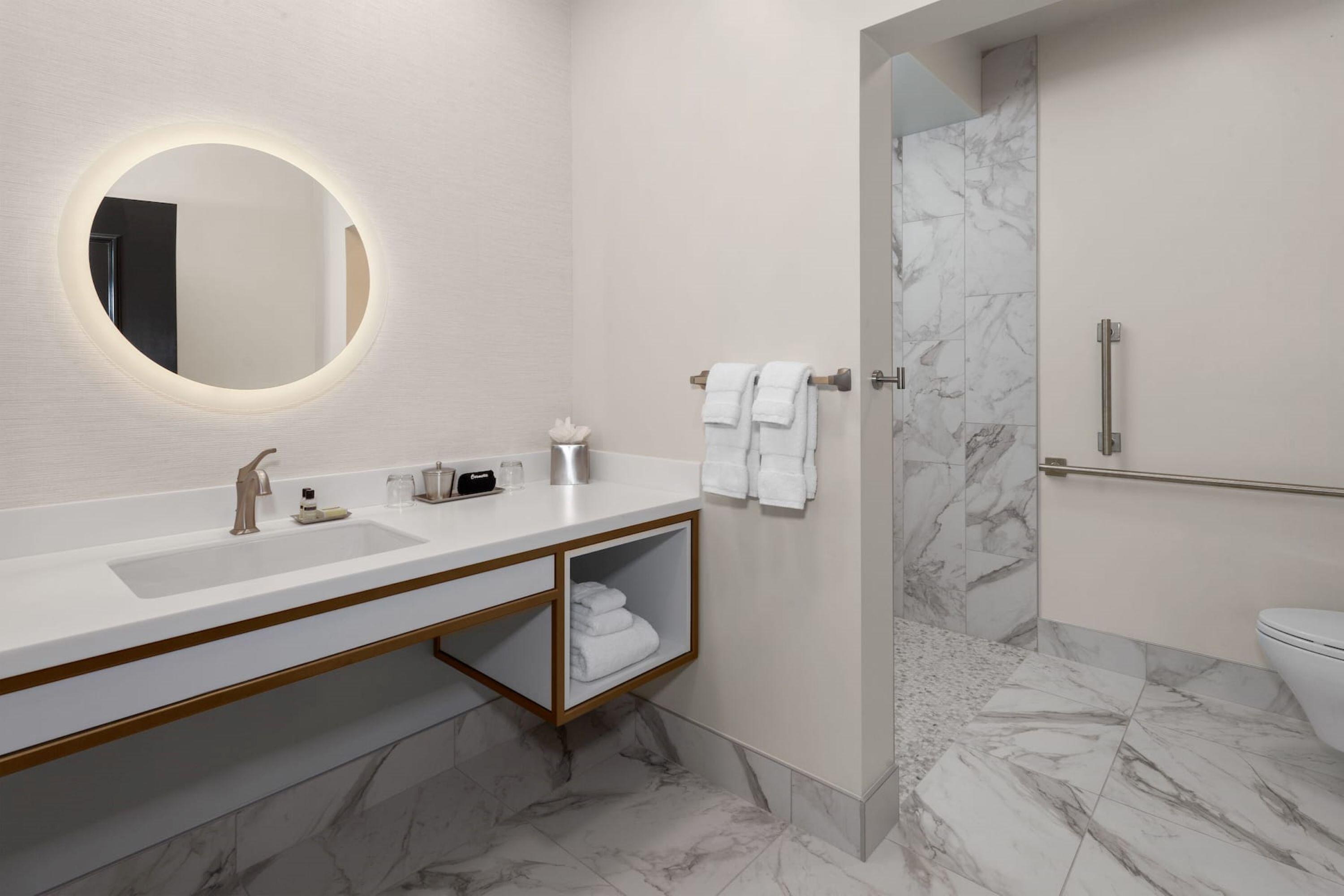 Legacy Hotel, Trademark Collection By Wyndham Green Bay Exteriér fotografie